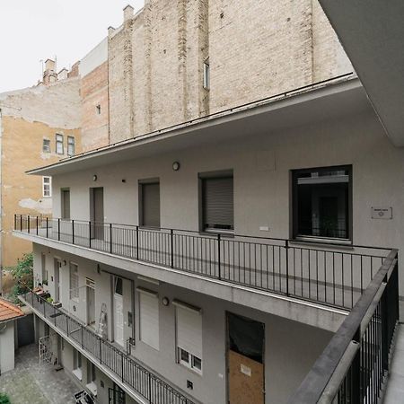 Monkey Suite Budapest Exterior photo