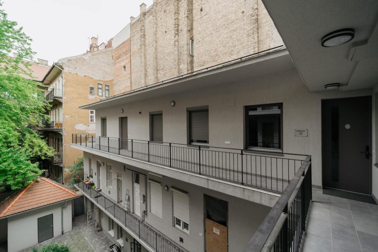 Monkey Suite Budapest Exterior photo